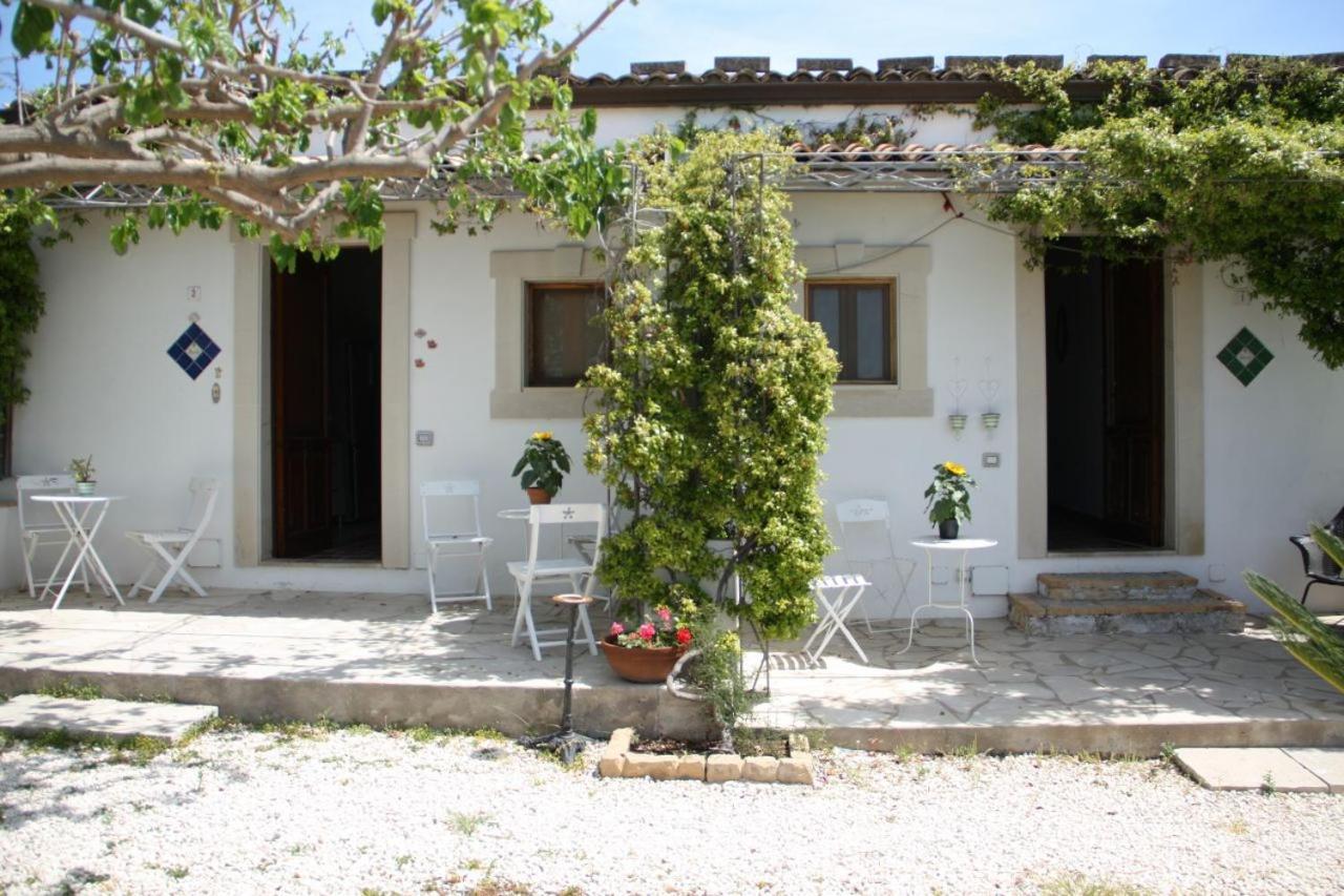 Il Casale Residence Plemmirio Exterior foto